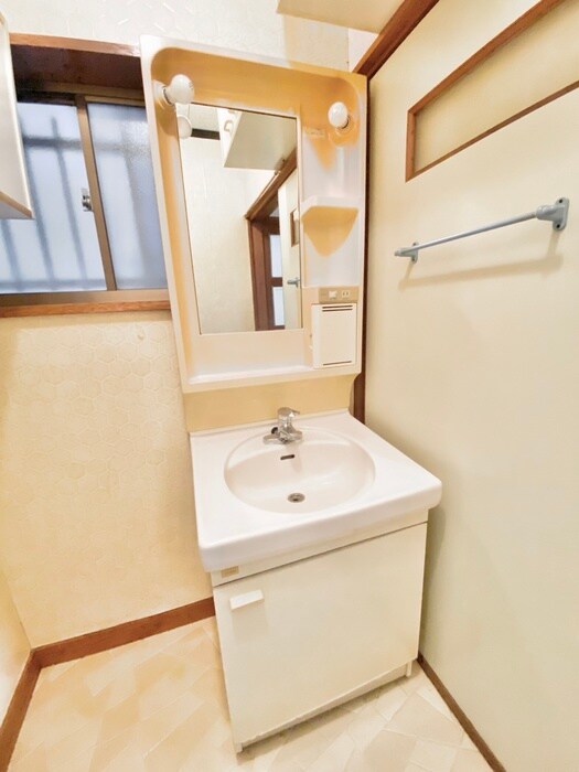 物件内観写真13　(洗面)