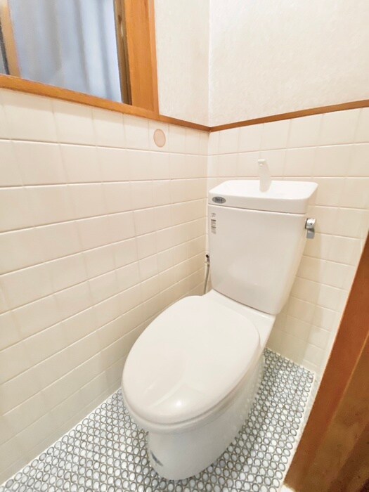 物件内観写真14　(トイレ)