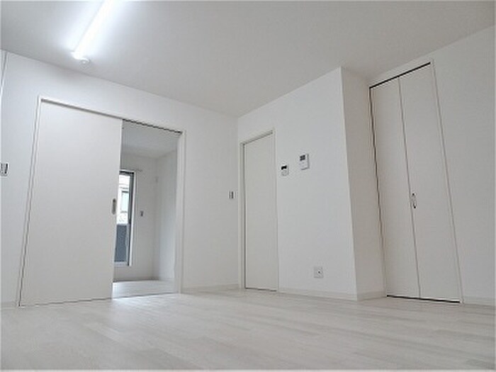 物件内観写真8　(収納)