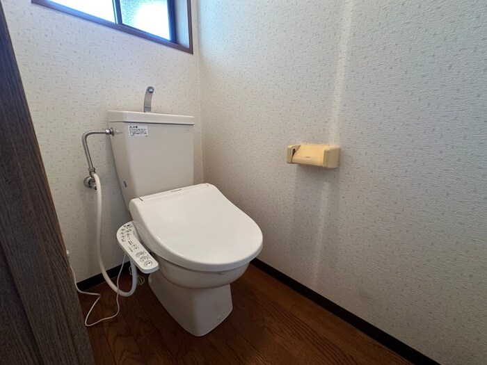 物件内観写真11　(トイレ)