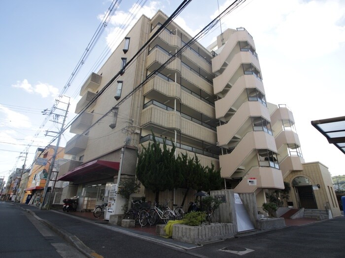 物件外観写真1　(外観写真)