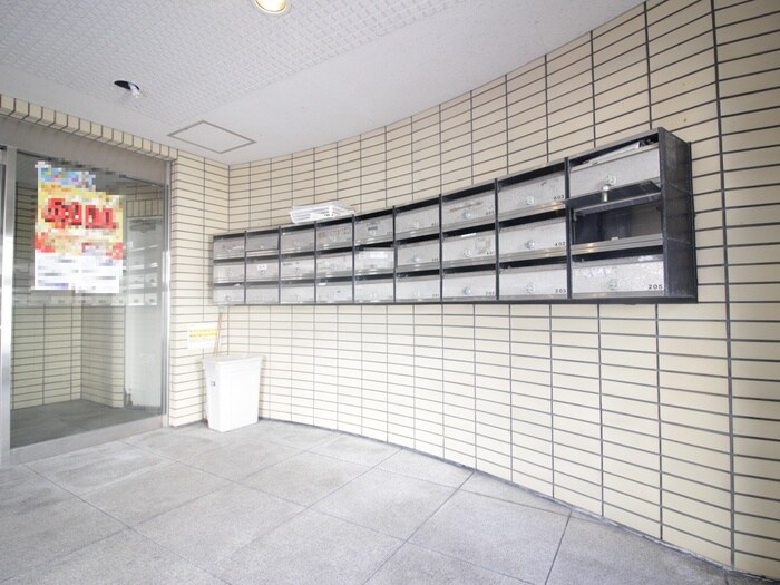 物件外観写真6　(建物設備)