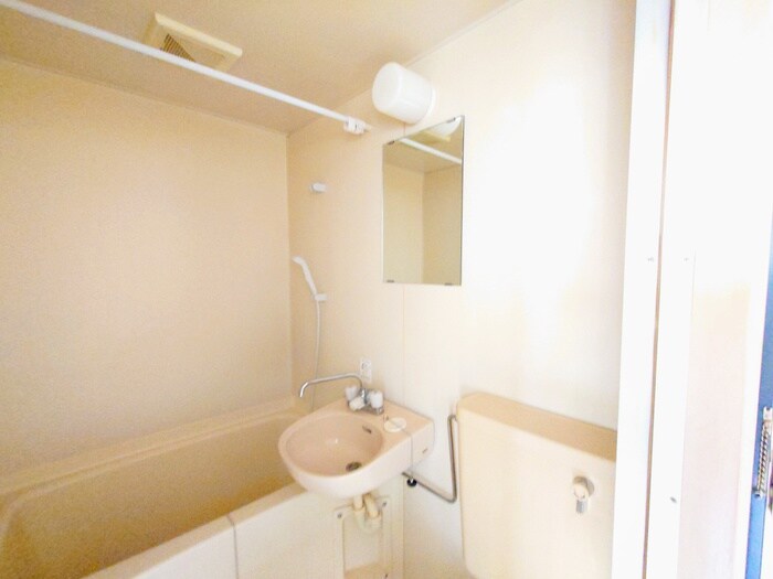 物件内観写真14　(洗面)