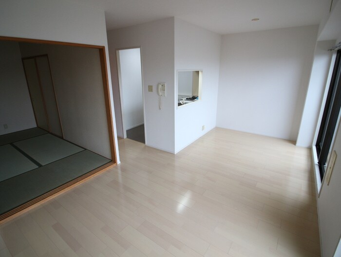 物件内観写真8　(居室)