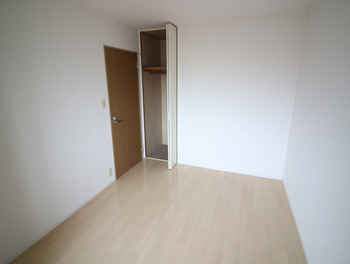 物件内観写真11　(居室)