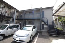 西田レジデンスＣ棟の外観写真