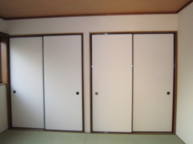 物件内観写真13　(収納)