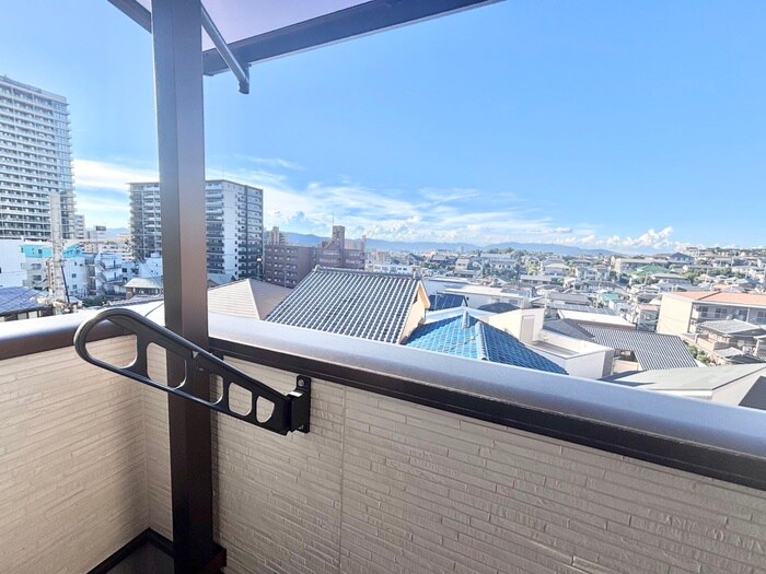 物件内観写真22　(室内からの展望)