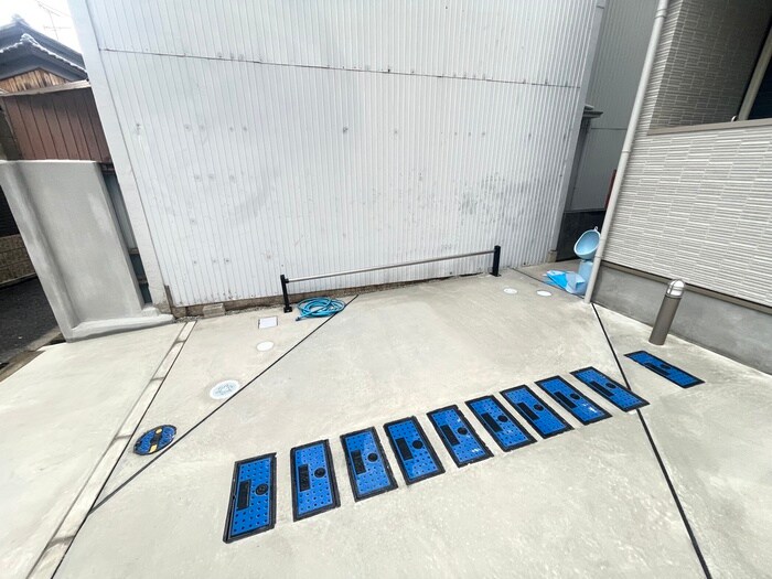 物件外観写真2　(駐輪場)