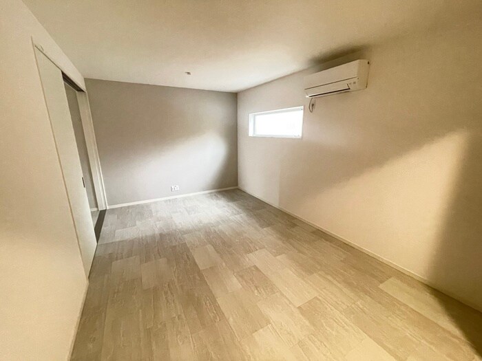 物件内観写真15　(居室)