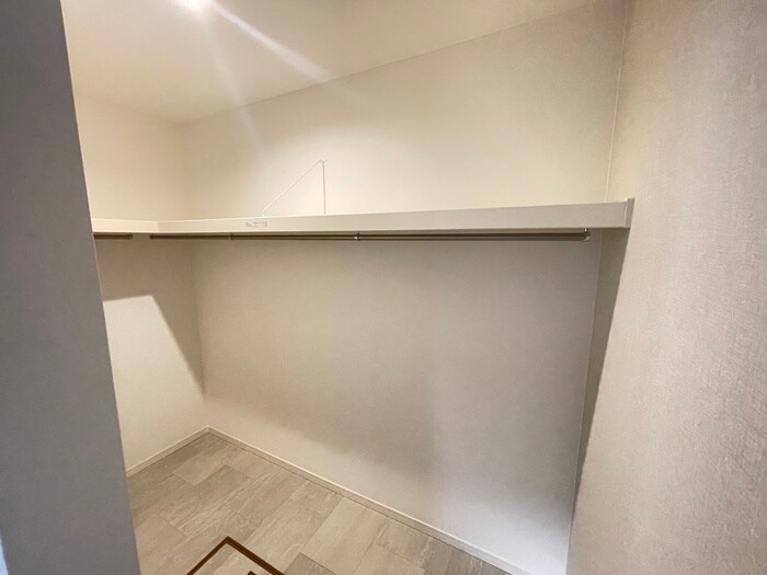 物件内観写真16　(収納)