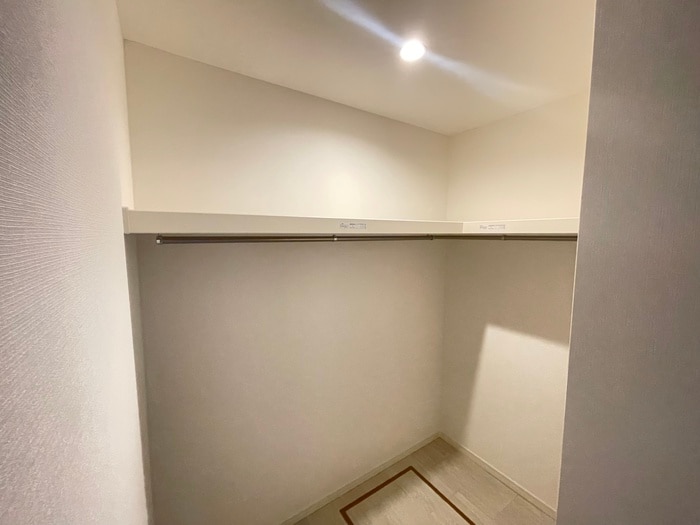 物件内観写真17　(収納)
