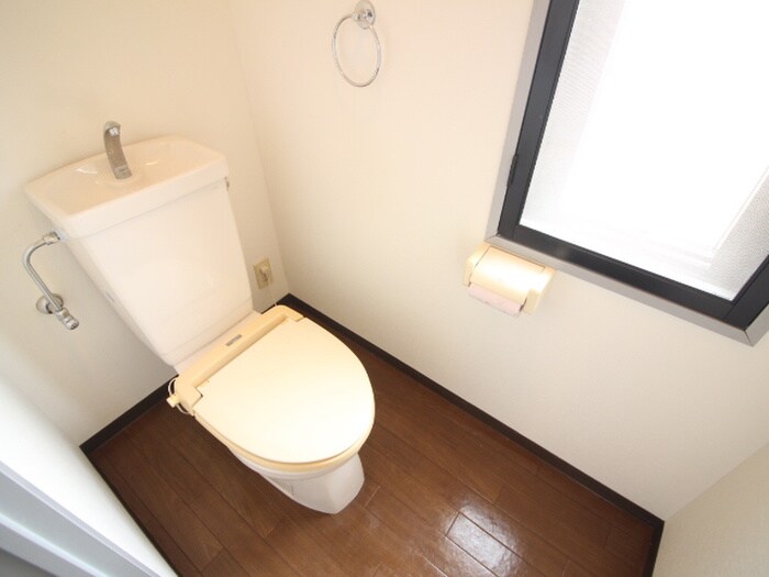 物件内観写真10　(トイレ)