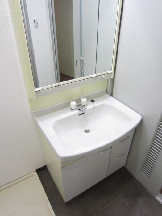 物件内観写真11　(洗面)