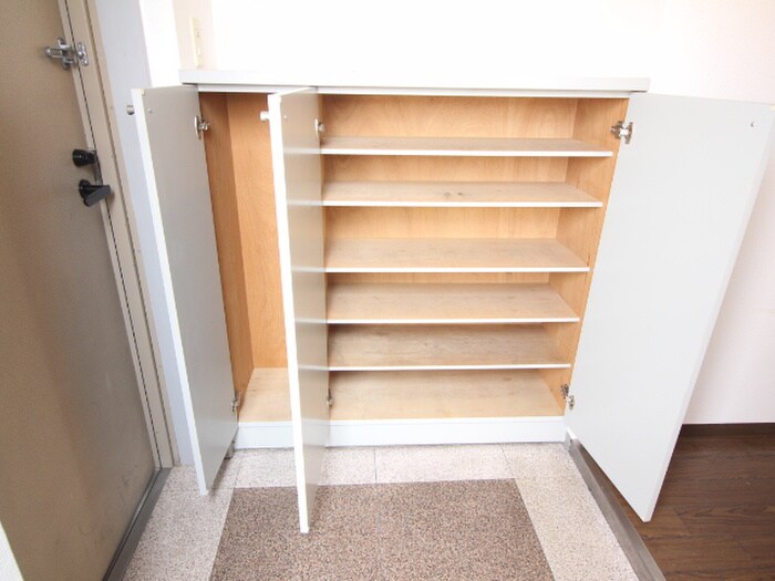 物件内観写真16　(靴箱)