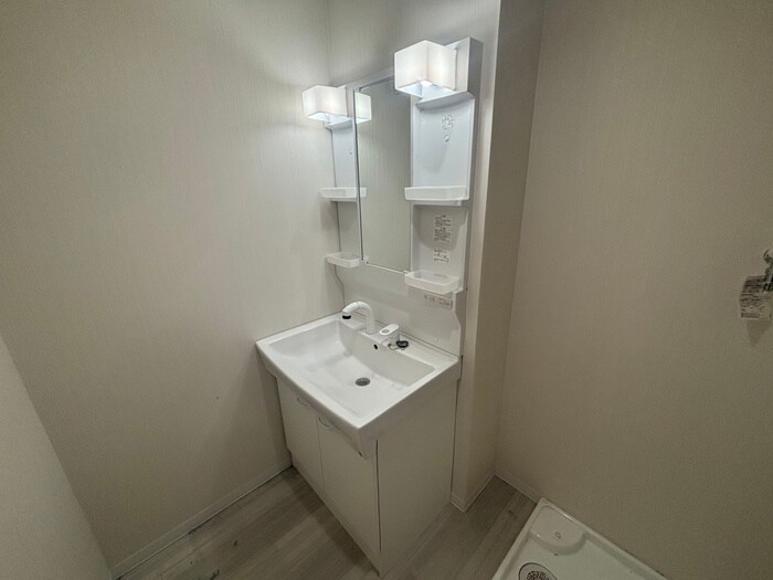 物件内観写真10　(洗面)