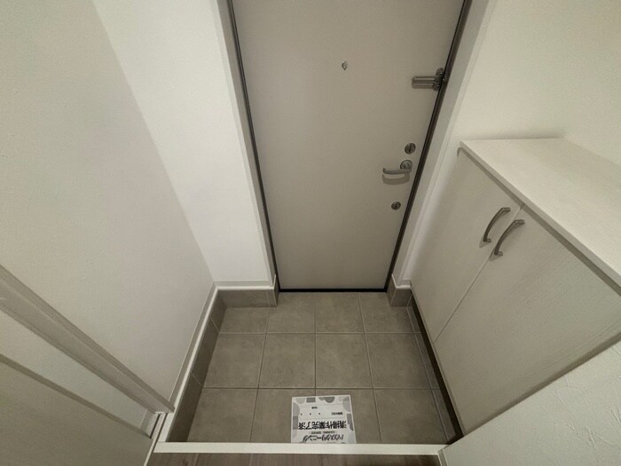 物件内観写真15　(玄関)