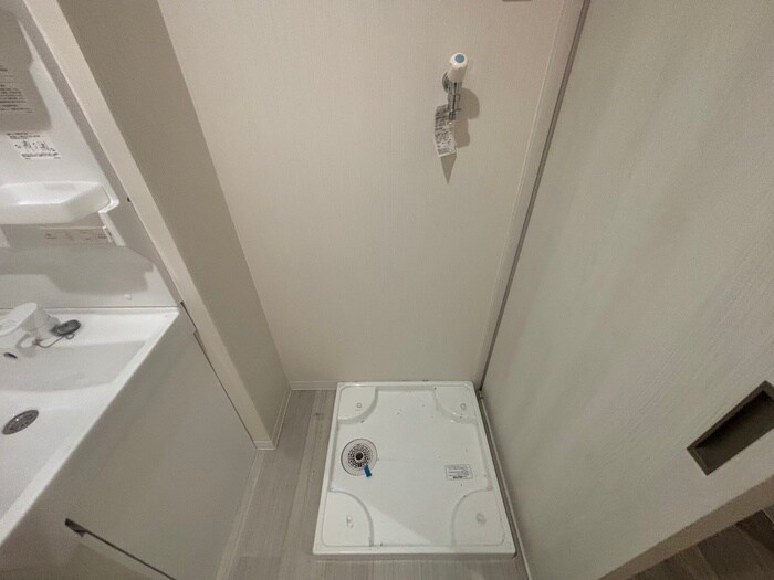 物件内観写真18　(洗濯機置場)