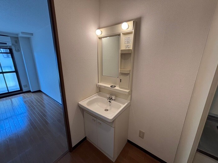 物件内観写真14　(洗面)