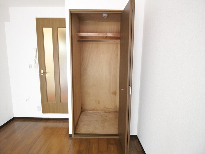 物件内観写真15　(収納)