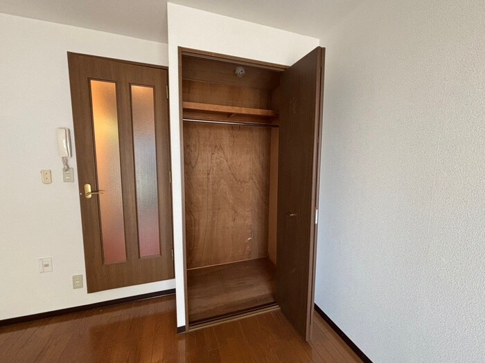 物件内観写真18　(収納)