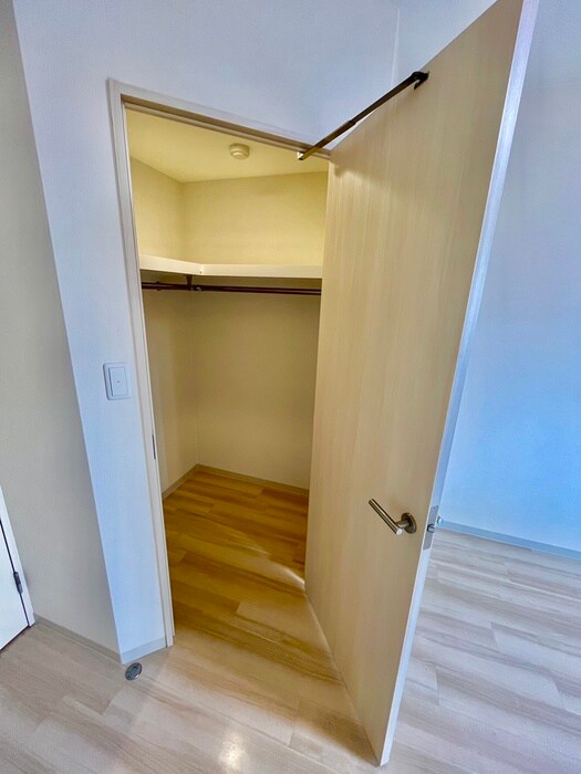 物件内観写真9　(収納)