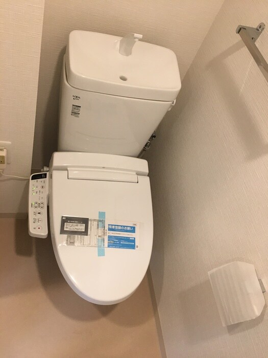 物件内観写真14　(トイレ)