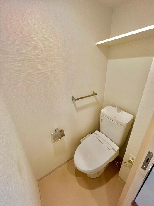 物件内観写真15　(トイレ)