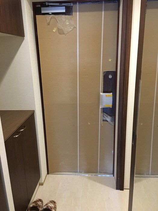 物件内観写真15　(玄関)