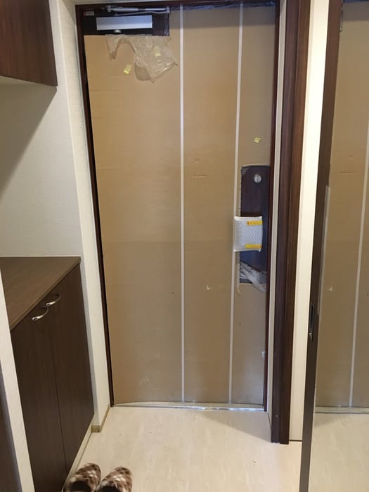 物件内観写真15　(玄関)