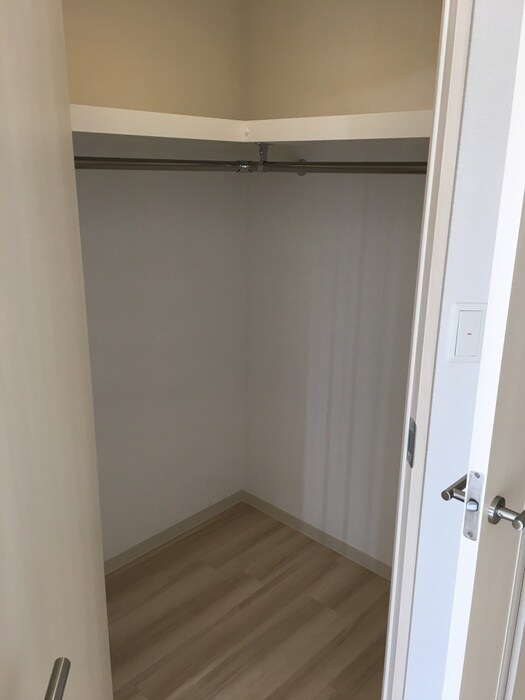 物件内観写真17　(収納)