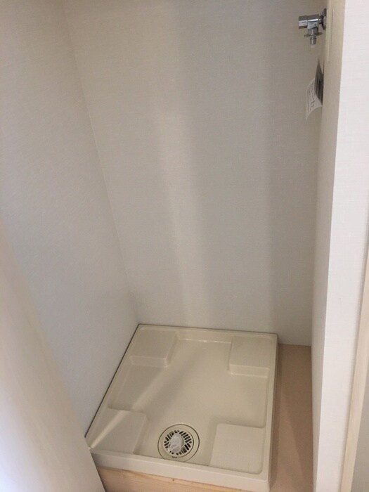 物件内観写真19　(洗濯機置場)