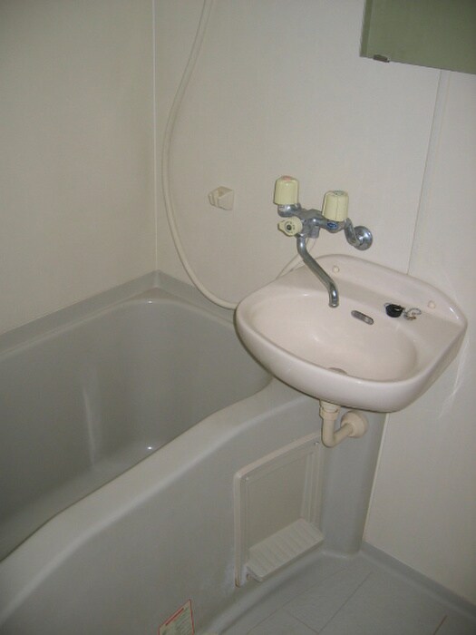 物件内観写真8　(バス／シャワールーム等)