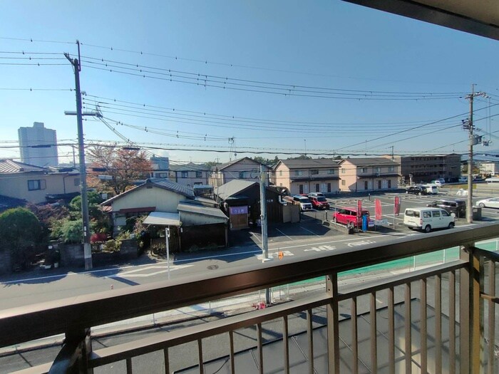 物件内観写真18　(室内からの展望)