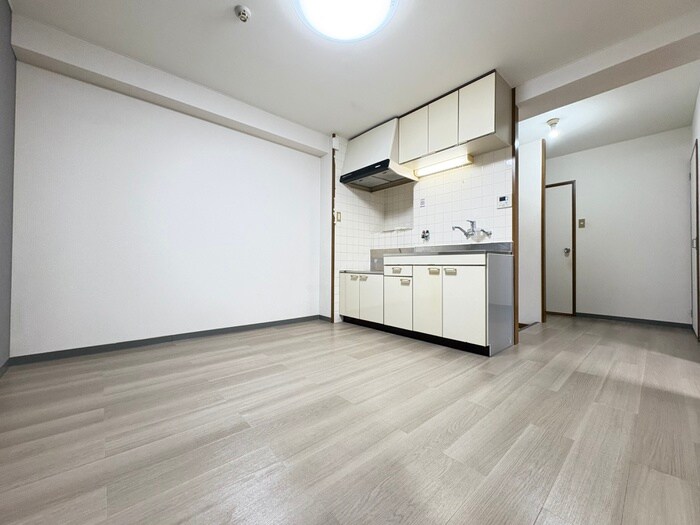 物件内観写真10　(居室)