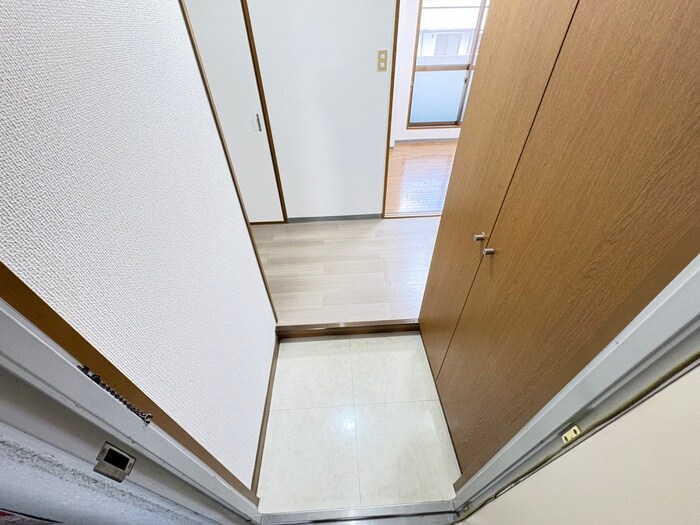 物件内観写真20　(玄関)