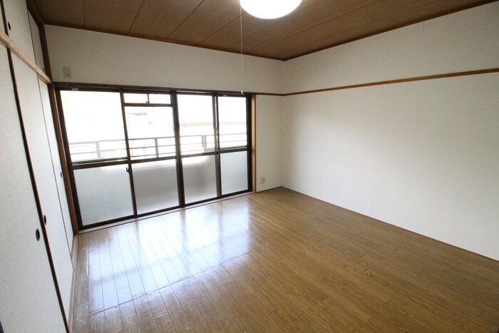 物件内観写真6　(居室)