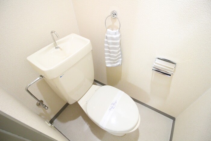 物件内観写真13　(トイレ)