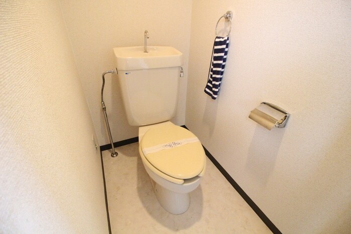 物件内観写真13　(トイレ)