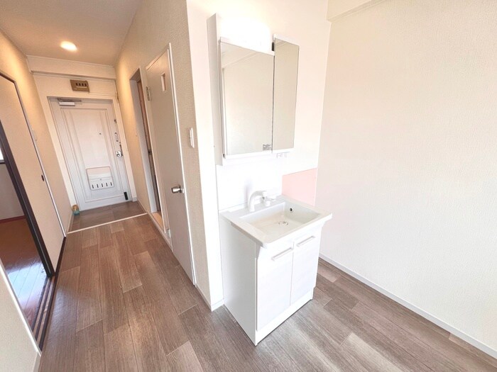 物件内観写真12　(洗面)