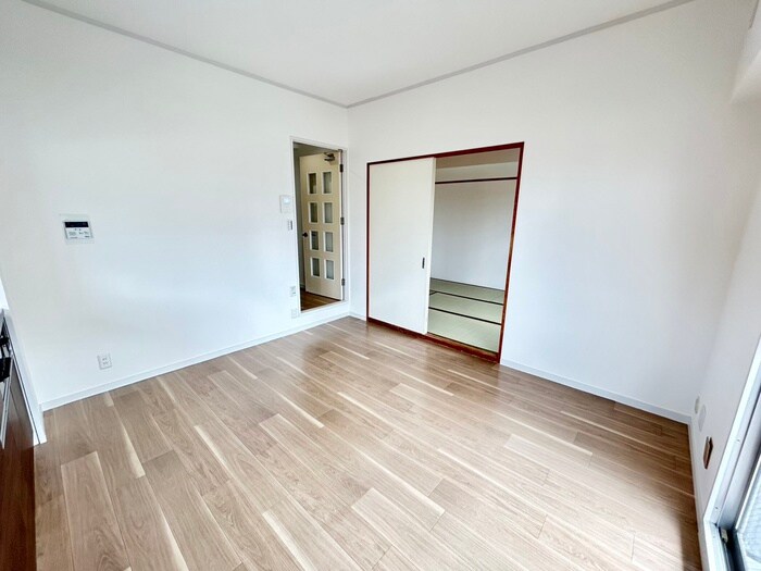 物件内観写真8　(居室)