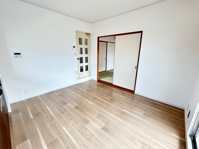 物件内観写真9　(居室)