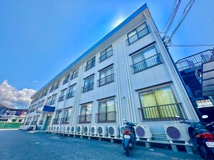 高田マンション外観写真