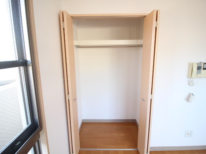 物件内観写真13　(収納)