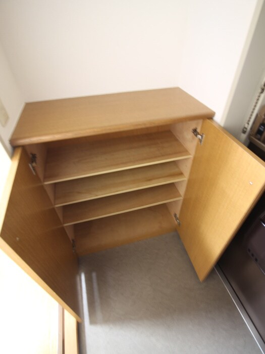 物件内観写真8　(靴箱)