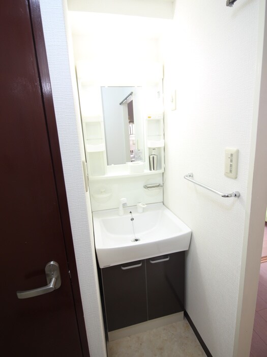 物件内観写真12　(洗面)