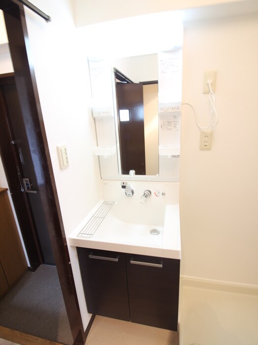 物件内観写真12　(洗面)