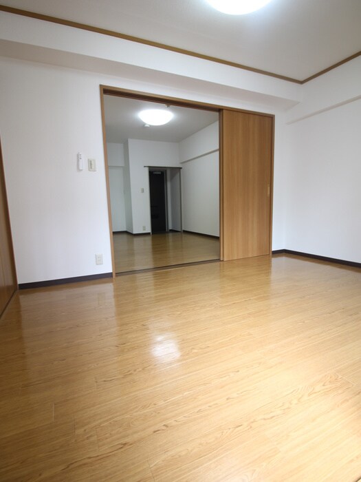 物件内観写真16　(居室)