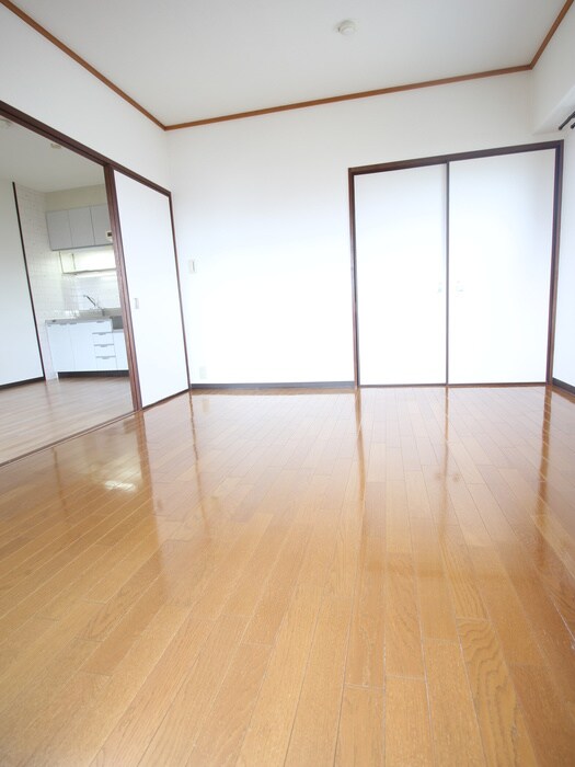 物件内観写真16　(居室)