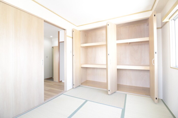 物件内観写真19　(居室)